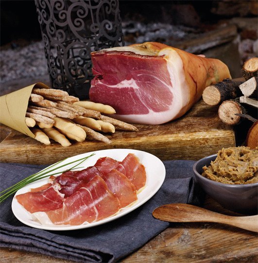 PROSCIUTTO D’OSVALDO Eccellenza del Friuli Venezia Giulia